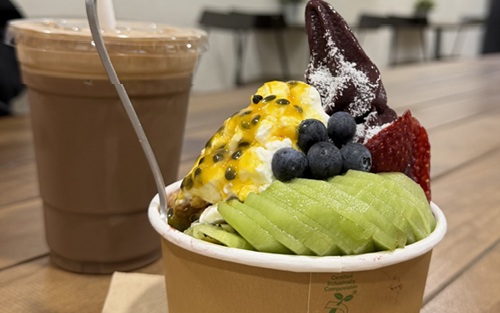 Acai with spoon
