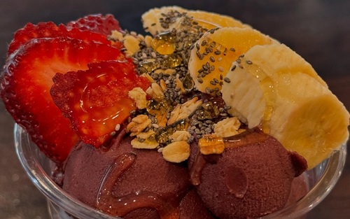 Acai at Simons cafe
