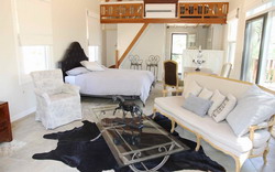 Stone Guesthouse Ebenezer