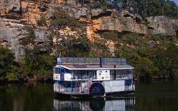 hawkesbury river cruises overnight Hawkesbury Paddlewheeler